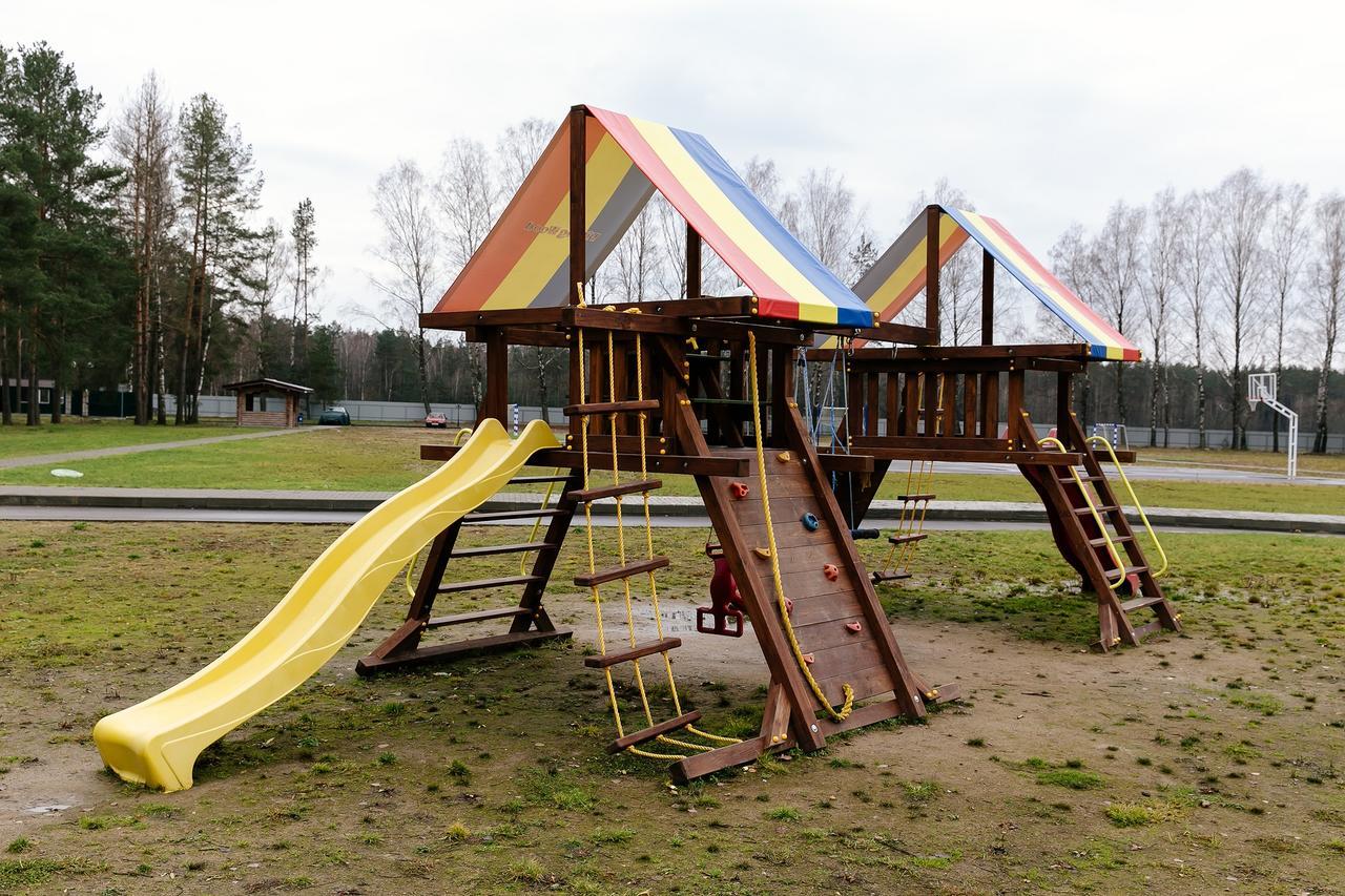 Baza Otdykha Chaika Hotel Zhodzina Luaran gambar
