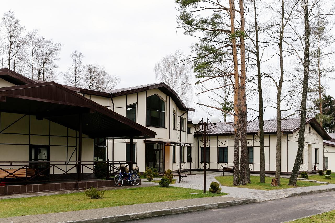 Baza Otdykha Chaika Hotel Zhodzina Luaran gambar